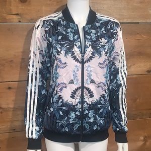 Adidas Womans Zip Up Athletic Jacket SZ.M